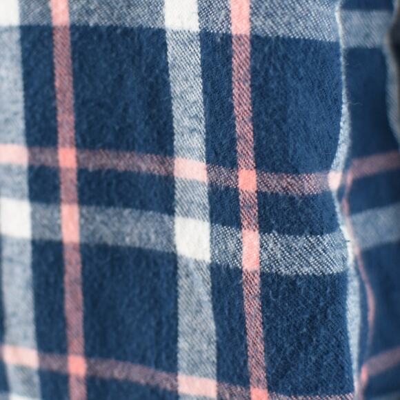 L.L. Bean Blue & Pink Button Down Plaid Flannel Shirt Women's Small - Picture 7 of 9